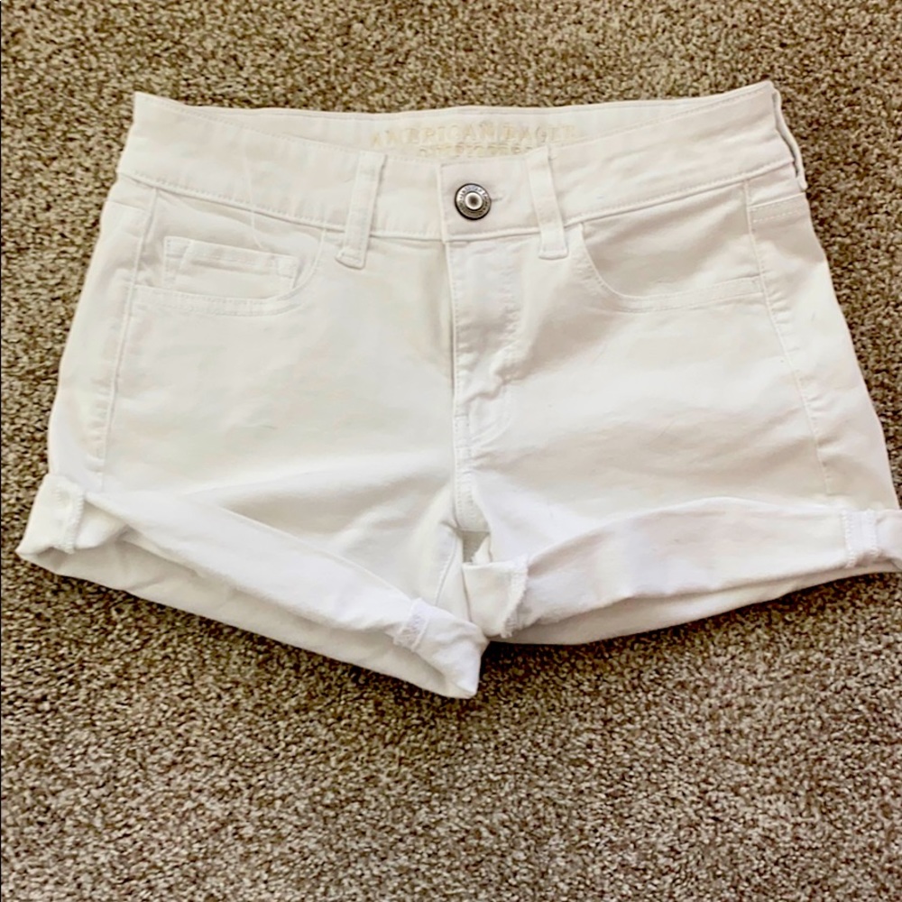 American eagle white shorts